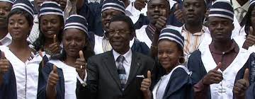 Lucien Wantou Siantou fondateur Complexe Universitaire Siantou : des cours  du soir à un complexe universitaire de référence - CAMEROON CEO